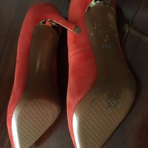 Coral suede by Tory Burch, size 7 1/2.